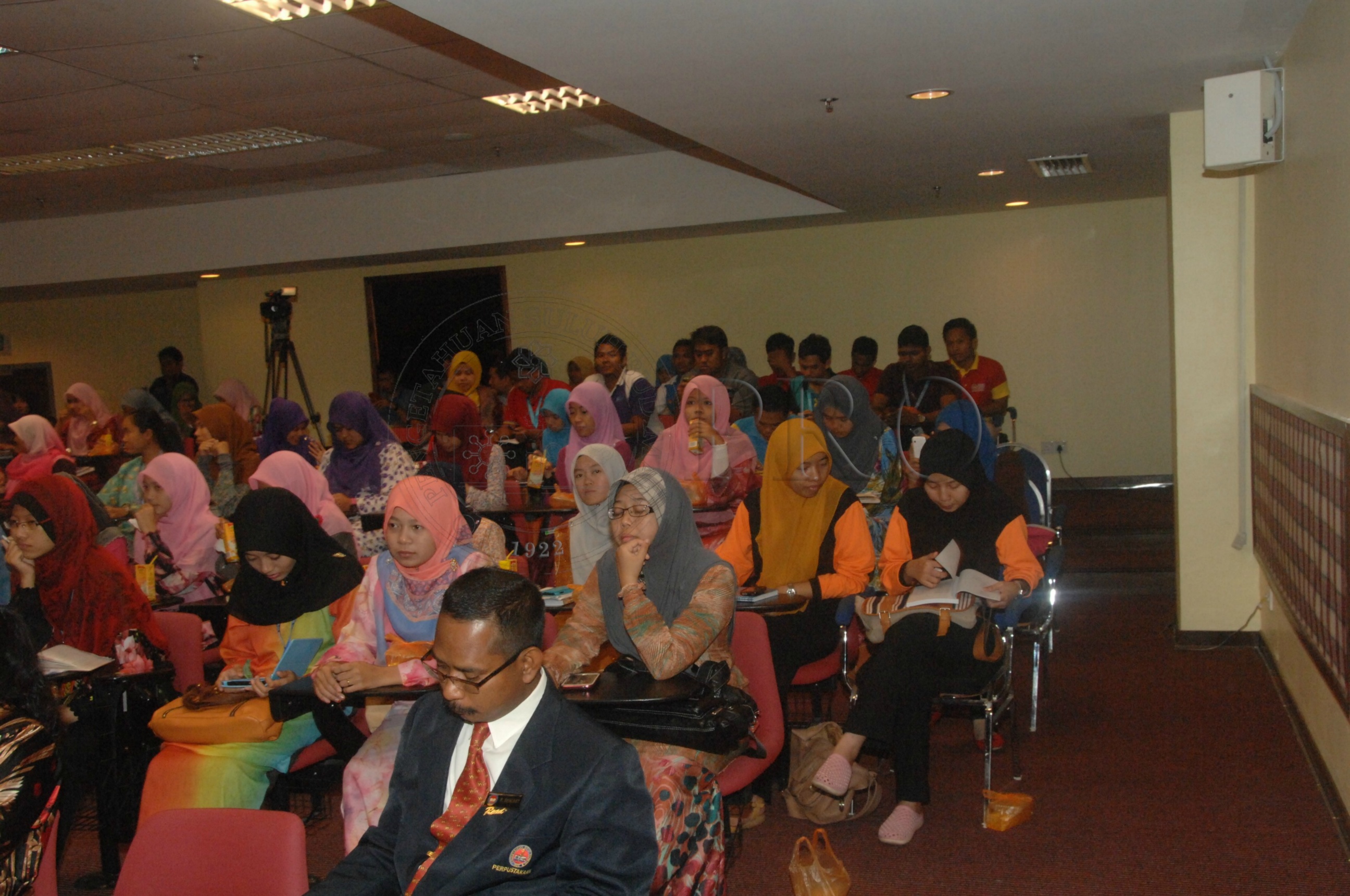 PRO 14 34 WACANA FBA 0067